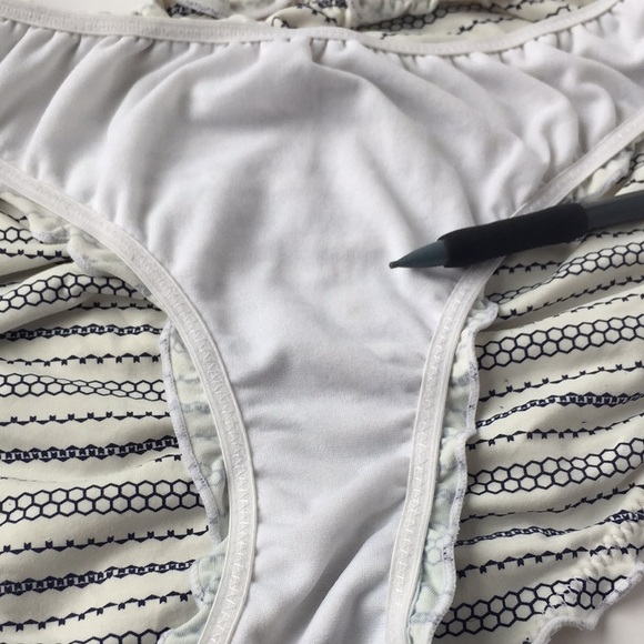 Chain link honey comb blue white print bikini set swimwear holiday vacation - Picture 17 of 17